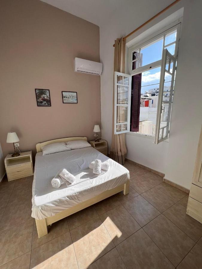 Tinos Central Perfection Buitenkant foto